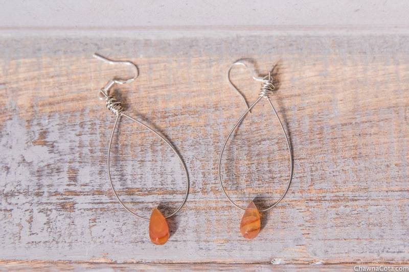 Vintage E-Gitarren Creolen Mit Facettierten Karneol Brioletten Vintage E-Gitarren Creolen Mit Facettierten Karneol Brioletten von ChawnaCotaStudios