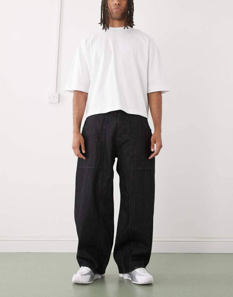 Cheap Monday - Dunno - Superweite Skater-Jeans in Schwarz mit Rinse-Waschung von Cheap Monday