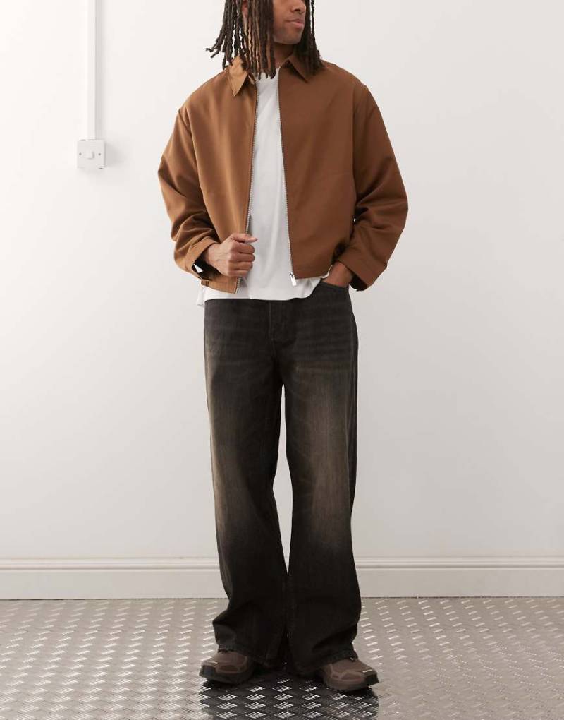 Cheap Monday - Lockere, weite Jeans in verwaschenem Senfschwarz von Cheap Monday
