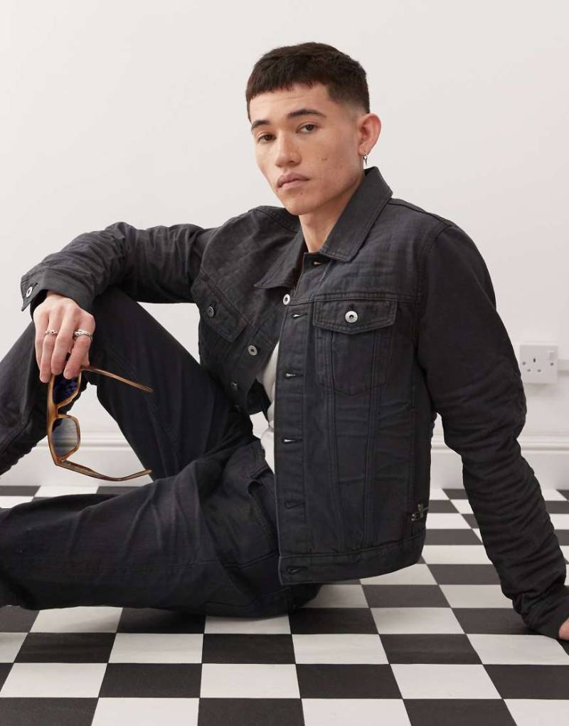 Cheap Monday x Landon Barker - Issue - Beschichtete Jeansjacke in Schwarz von Cheap Monday