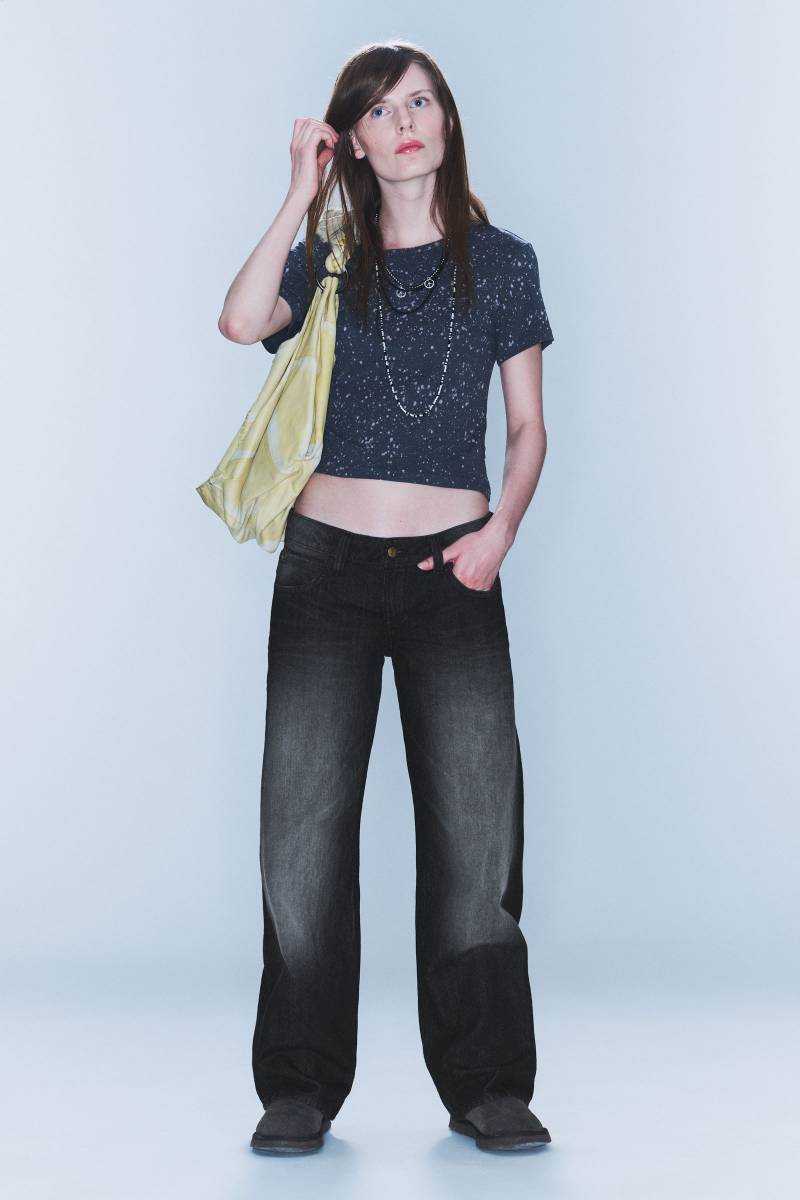 Messy Low Rise Regular Straight Jeans von Cheap monday