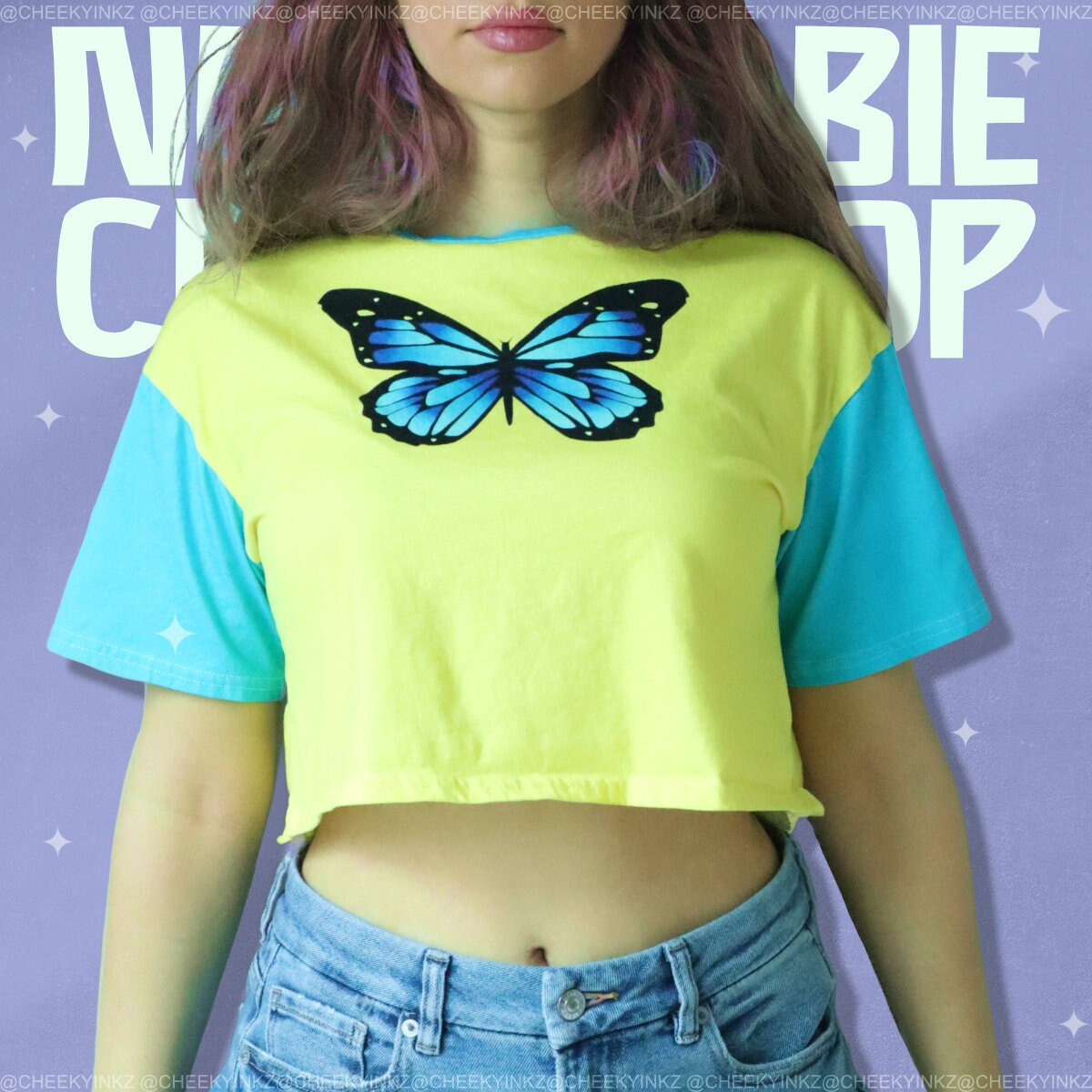 Newbie Sim Cottagecore - Bauchfreies Oberteil | Schmetterling Gamer Girl Geschenke von CheekyInkz
