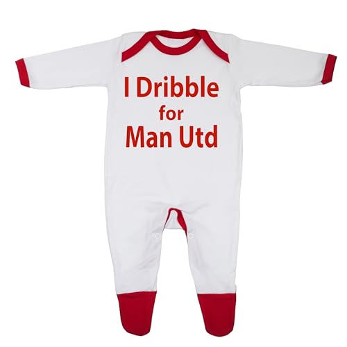 Baby-Schlafanzug, Aufschrift "I Dribble For Man Utd", hergestellt in Großbritannien, aus 100 % feiner, gekämmter Baumwolle Gr. 3 - 6 Monate, Weiß/Rot von Cheekytots
