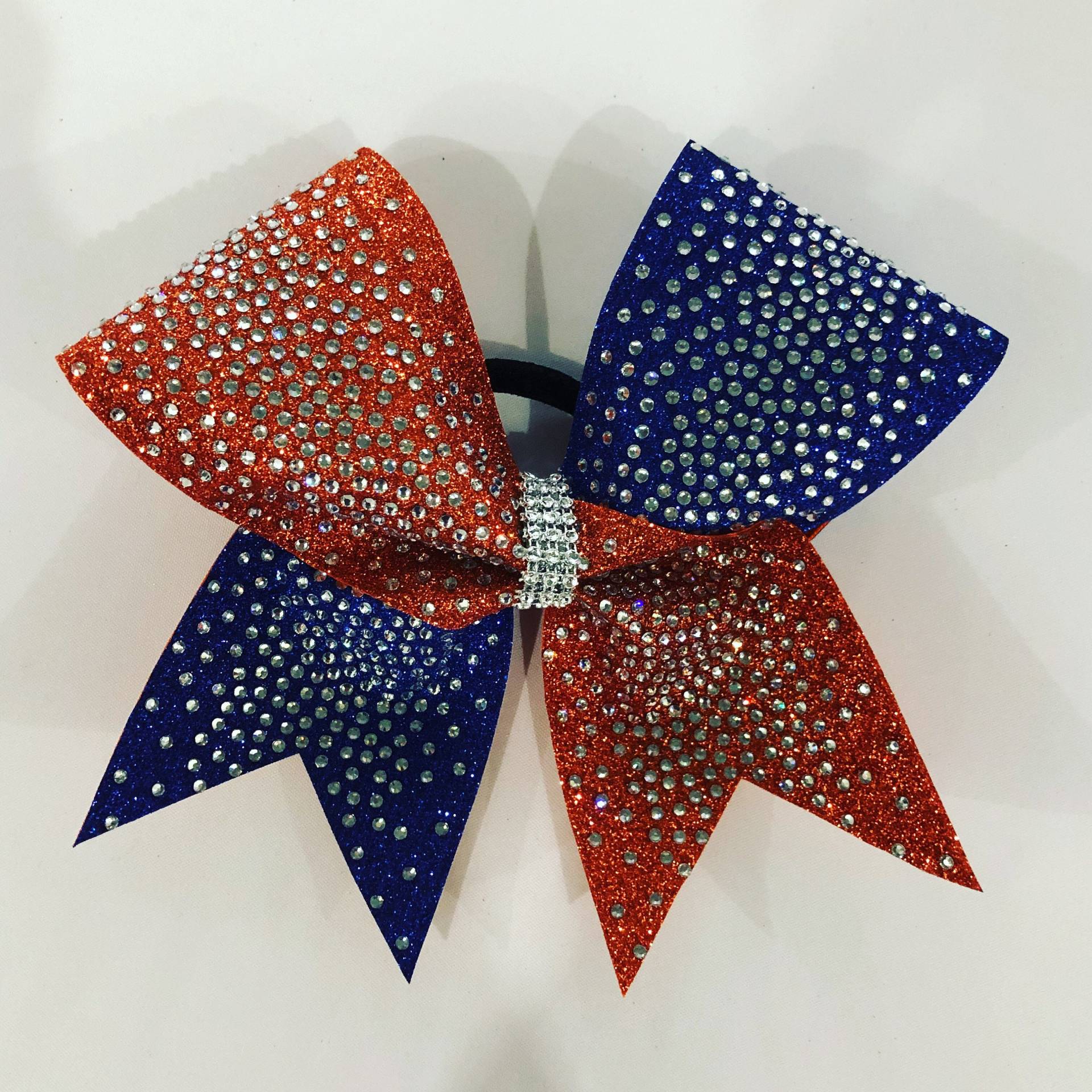 Vertikale Ombre Strass Glitzer Cheer Schleife Vertikale Ombre Strass Glitzer Cheer Schleife von Cheercuties