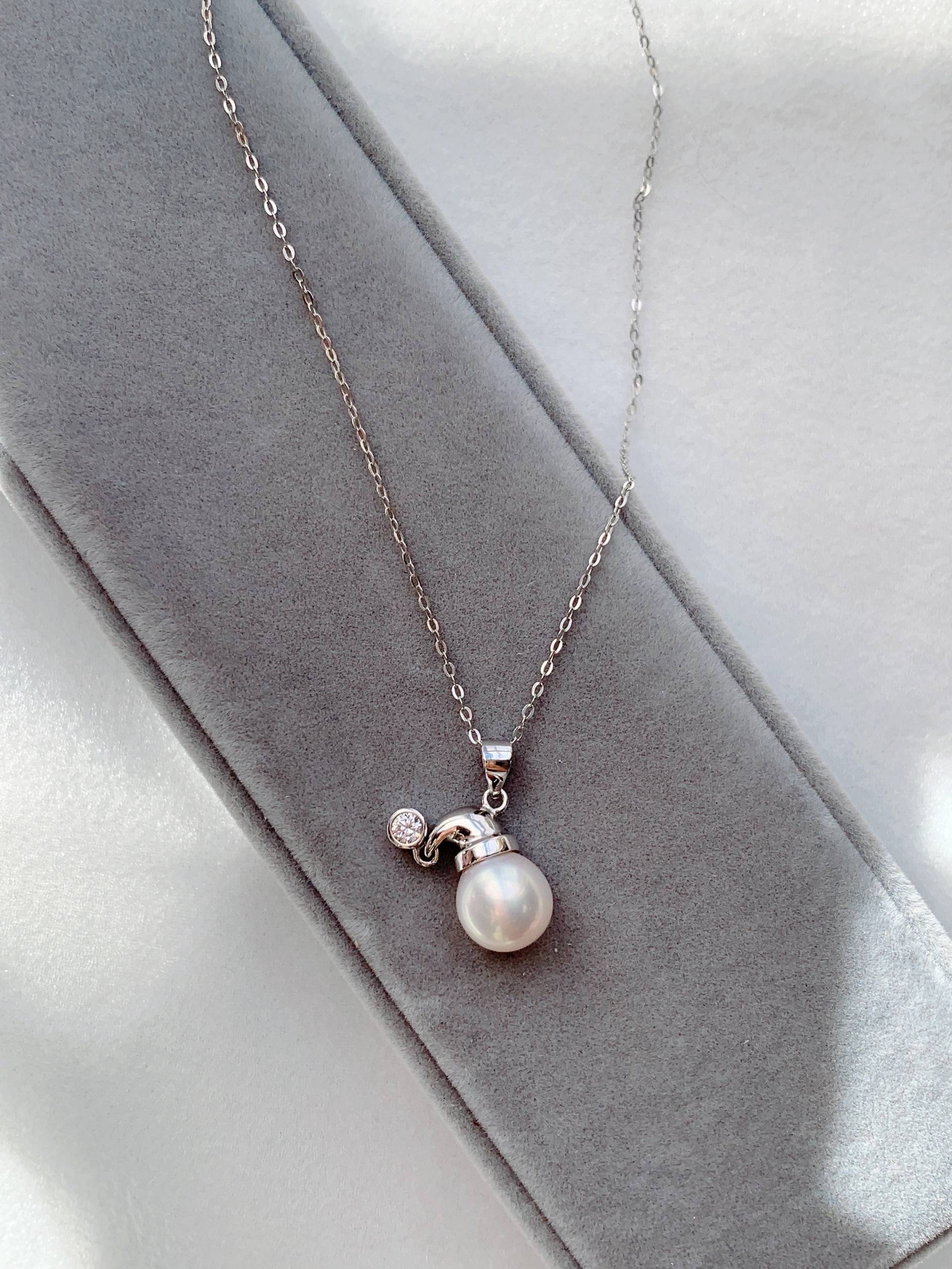 925 Sterling Silber Kette | Süßwasserperlenkette Weihnachtsschmuck Weihnachtsmütze Halskette Perlenanhänger Zierliche Perlenkette von CheeryFairy