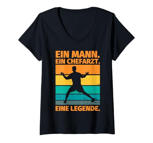 Damen Chefarzt Geschenk lustiger Spruch - EIN Chefarzt. EIN Mann. T-Shirt mit V-Ausschnitt Damen Chefarzt Geschenk lustiger Spruch - EIN Chefarzt. EIN Mann. T-Shirt mit V-Ausschnitt von Chefarzt Geschenke witzig