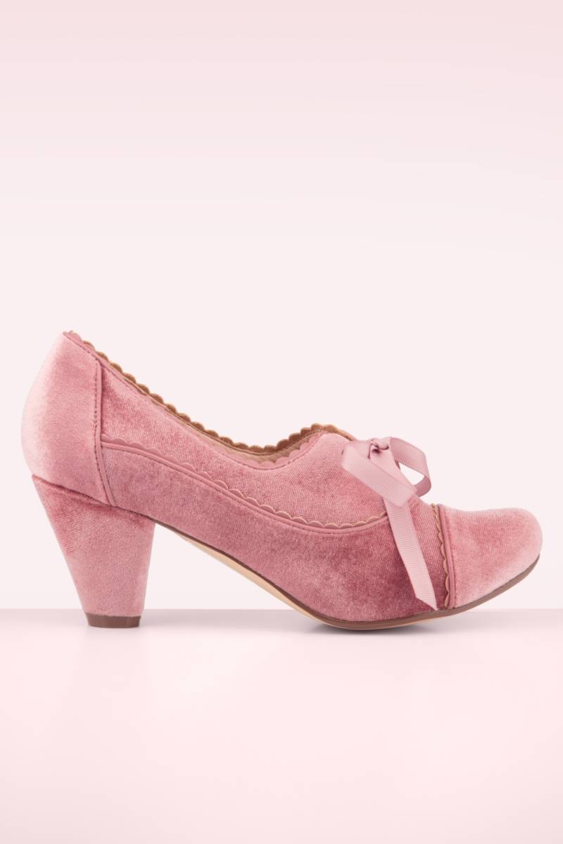 Madison Samt Stiefeletten in Flieder Madison Samt Stiefeletten in Flieder von Chelsea Crew