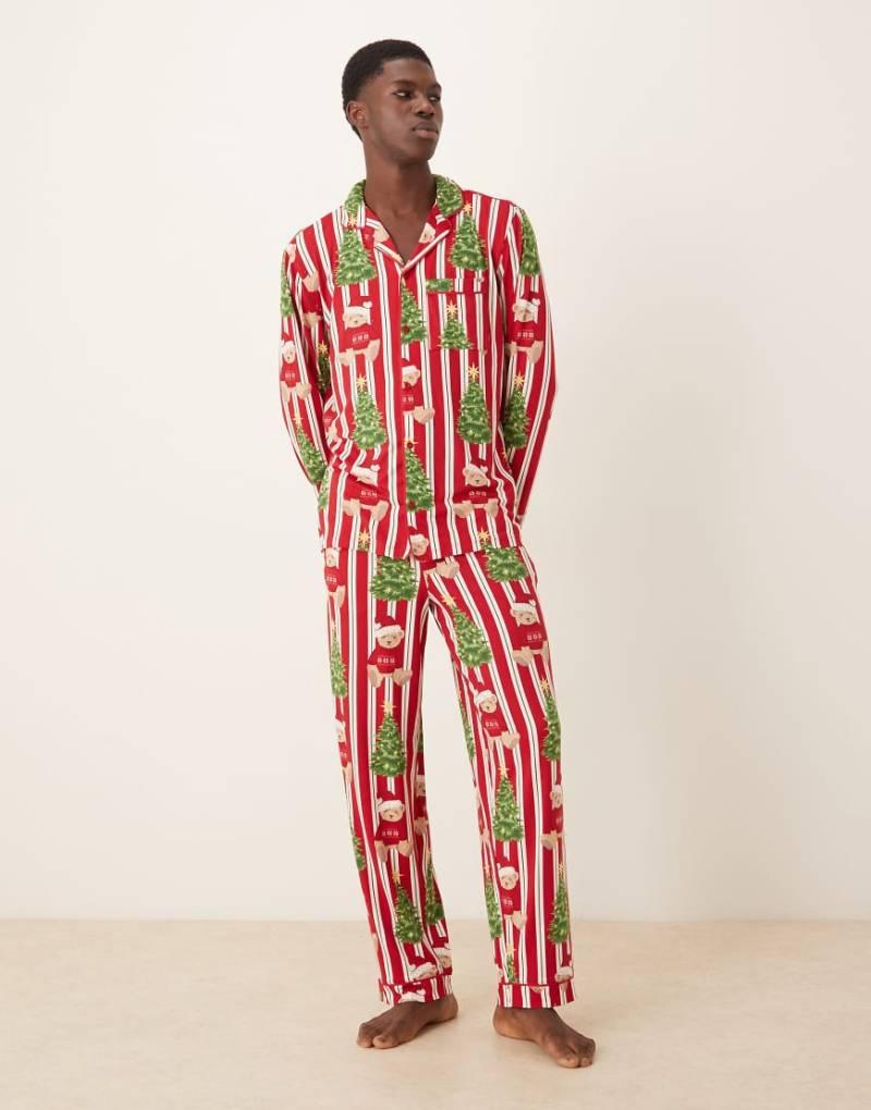 Chelsea Peers - His & Hers - Polyester-Pyjama inklusive langärmligem Oberteil mit Reverskragen, mit Weihnachts-Teddybär- und Streifenmuster-Rot von Chelsea Peers