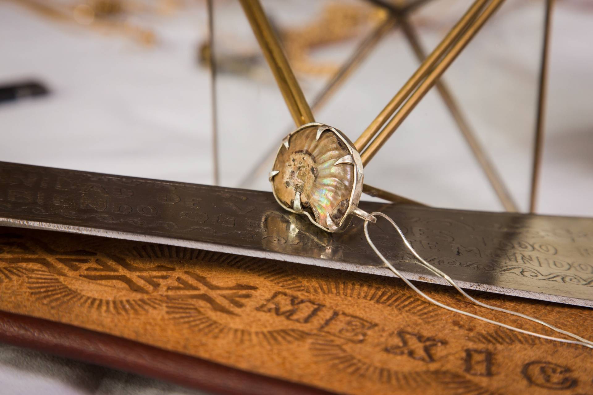 Fibonacci Opaleszenz Kette Fibonacci Opaleszenz Kette von ChelseaHeilStyle