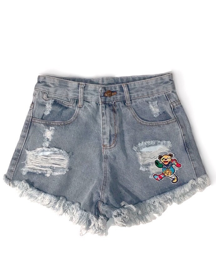 Jeans-Shorts Mit Gesticktem Tanzenbär-Aufnäher von ChelseyPaigeDesigns