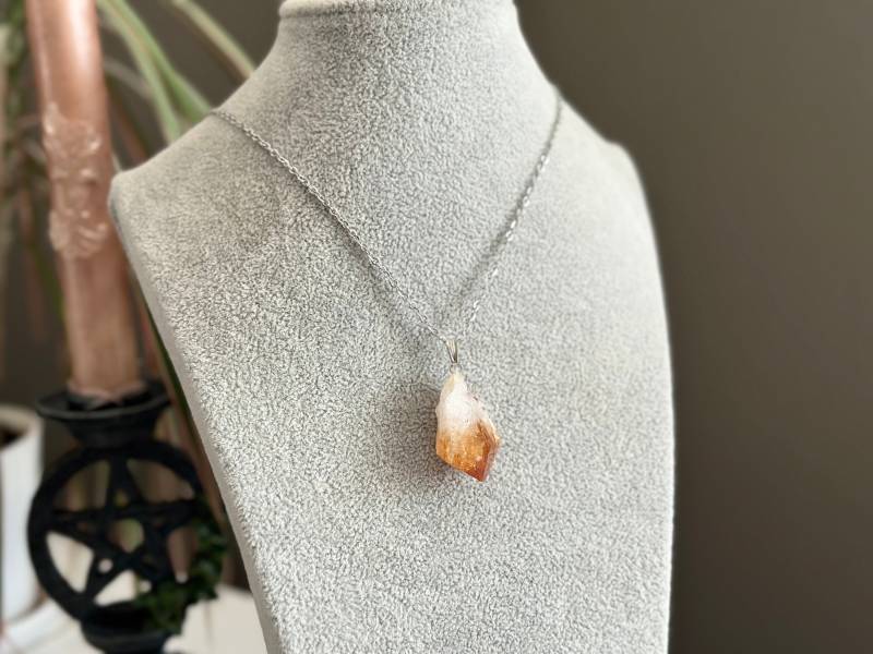 Gebrannter Citrin - Erfolgs - Und Glücks Kristall Halskette in Silber Edelstahl von ChenoasZaubergarten