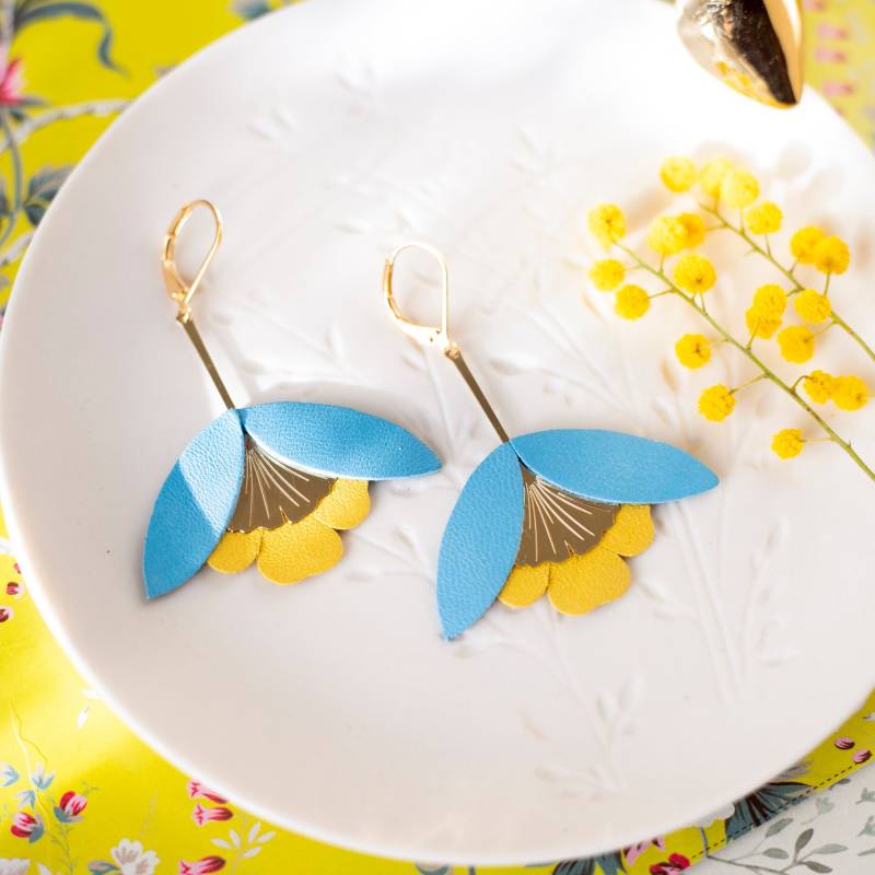 Blüte Ohrhänger, Lederohrringe, Ohrhänger Hochzeit Boho, Hängeohrringe, Leder Blatt Jugendstil Ginkgo Ohrringe Gold, Ohrstecker Fächer von ChenohaStudio