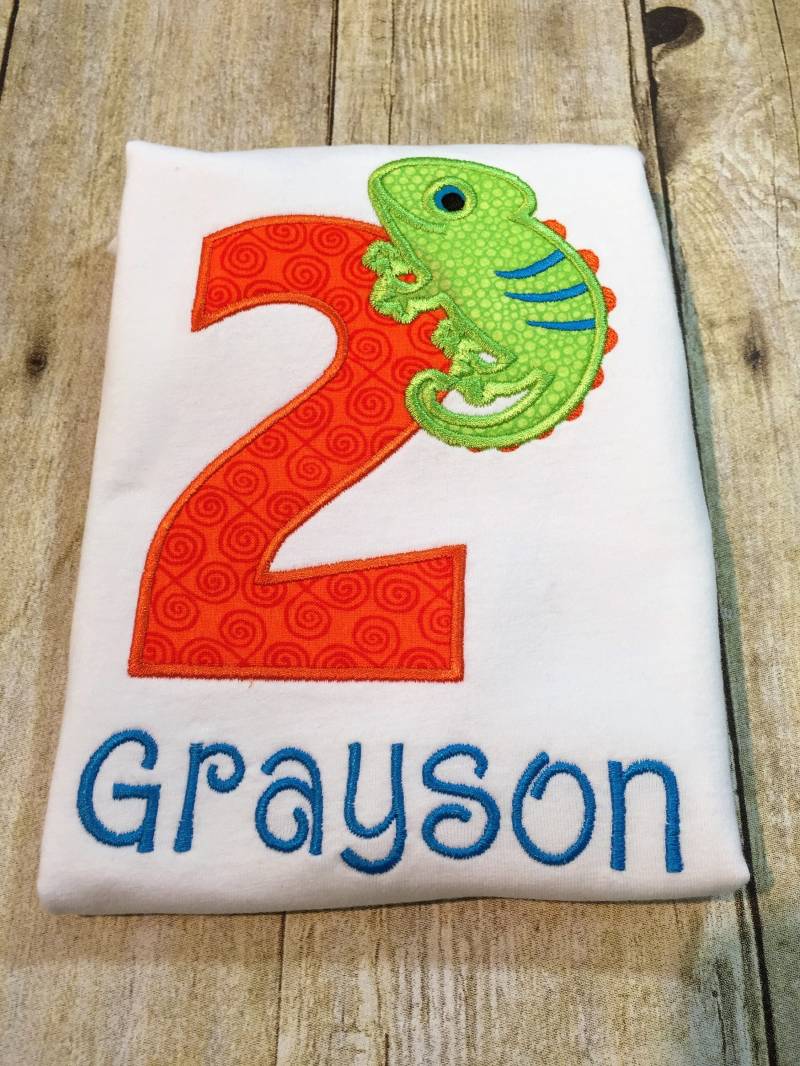 Chamäleon Personalisiertes Geburtstags-Shirt von CheriEmbroidery