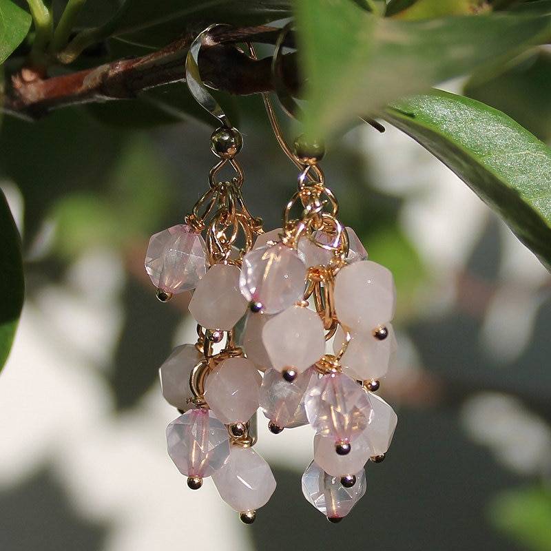 Facettierte Rosa Stein-Cluster Baumeln | Gelbgold Natürlicher Rosenquarz von CherishByFiona