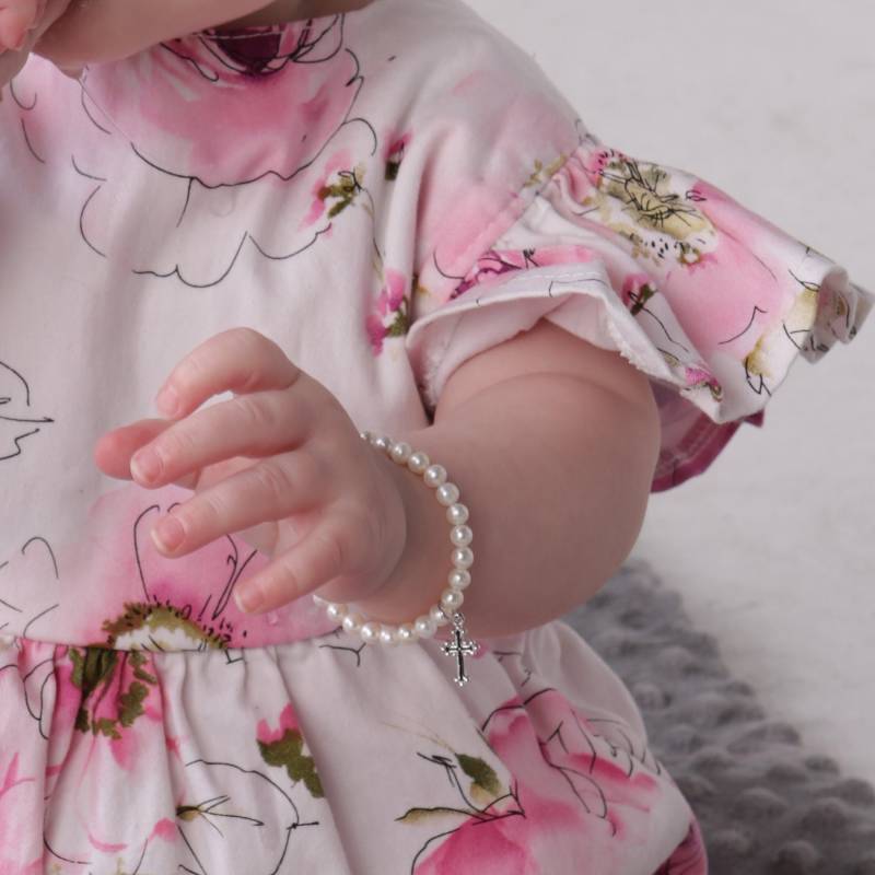 sterling Silber Erstkommunion Kreuz Armband Mit Süßwasserperlen, Baby Taufe, Säugling Taufe Für Mädchen, Heiliges 1. Kommunion Geschenk von CherishedMomentShop