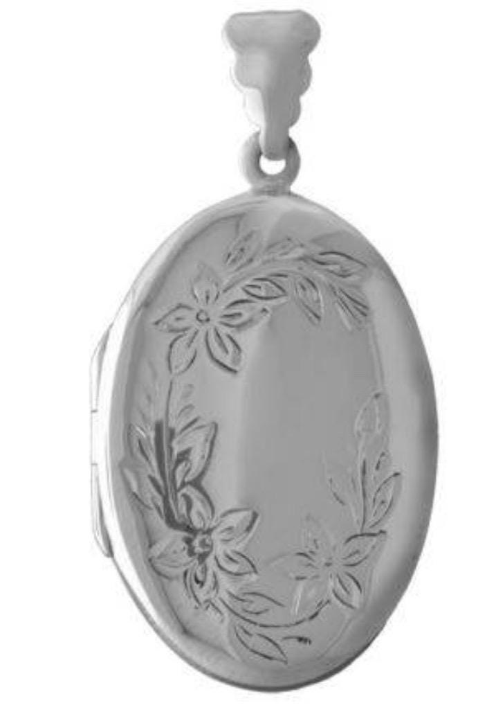 Geätztes Gemustertes Ovales Medaillon Aus Sterlingsilber An 18-Zoll-Sterling-Rolo-Kette von CherishedSaints