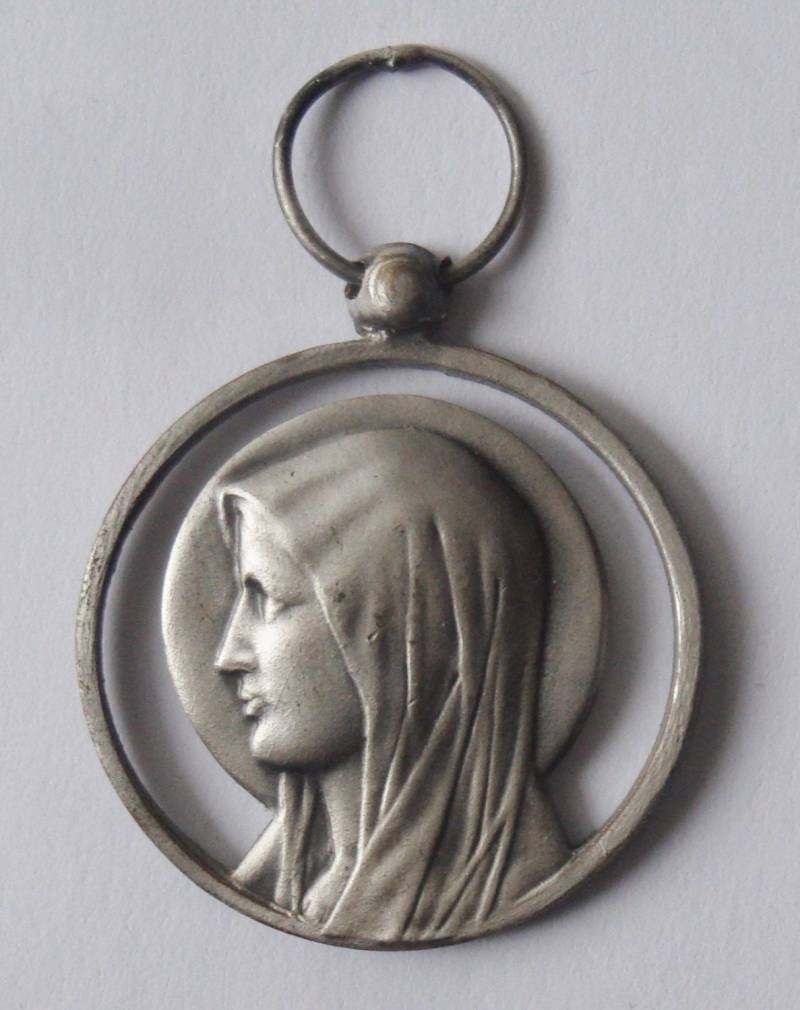 Vintage Mutter Mary Medaille Anhänger, Notre Dame Von Lourdes, Sterling Silber Kette von CherishedSaints
