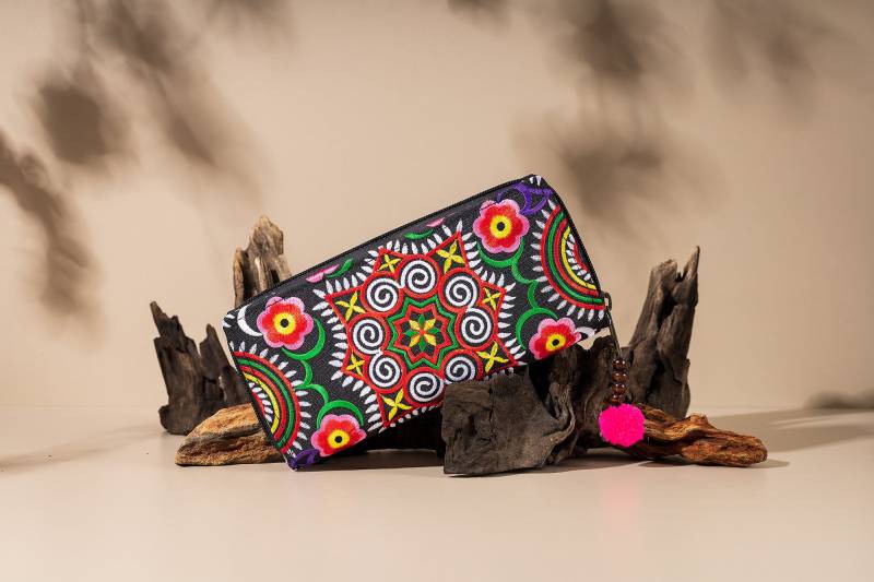 Hmong Tribe Bestickter Damen Geldbeutel Mit Zickzack Muster, Boho Portemonnaie, Geldbörse, Hippie Geldbörse Handtasche - Wa301Fcmul von NarissaraShop