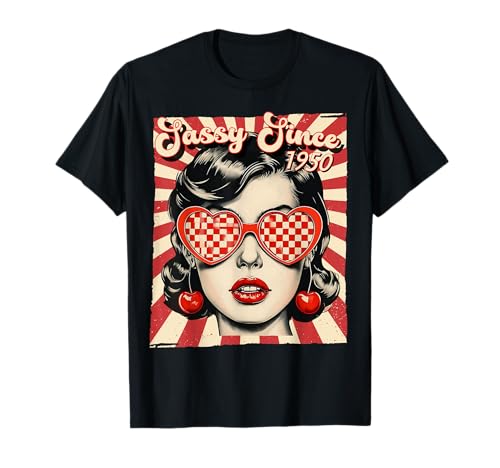 Vintage Mädchen in Kirschen Ohrringe Vixen Retro frech T-Shirt von Cherry earrings girl. Sassy since 1950.