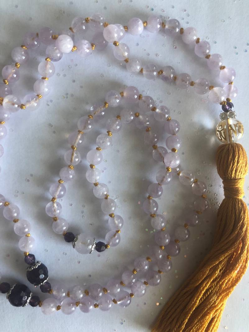 Amethyst Mala. Krone Chakra Drittes Auge Halskette. Mala Der Göttlichen Führung. Inspiriert Von Yoga 108 Kristall Amethyst Mala. Krone Chakra Drittes Auge Halskette. Mala Der Göttlichen Führung. Inspiriert Von Yoga 108 Kristall von CherryLotusJewelry