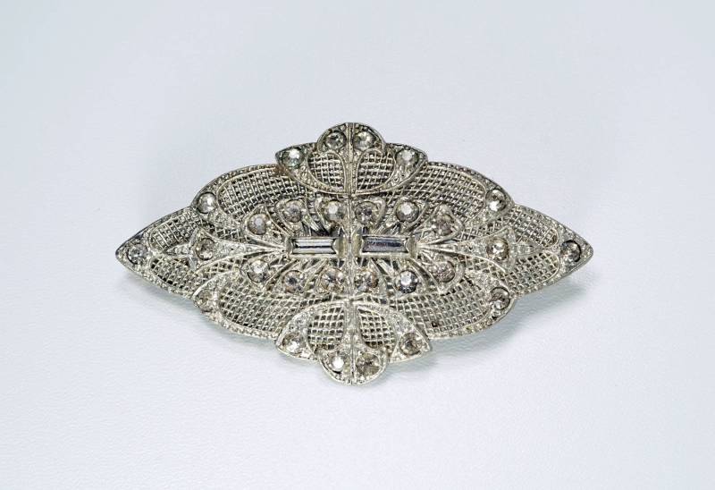 Art Deco Brosche, Topf Metall Strass Silber Diamante Vintage Paste Brosche Pin von CherryOrchardAttic