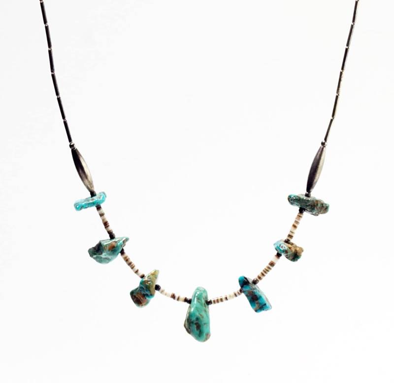 Flüssigkeit Silber Halskette, Türkis Vintage Südwestlichen Ton Perlen Nugget Heishi Halskette von CherryOrchardAttic