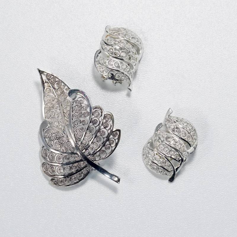 Silber Blatt Schmuck, Ohrringe, Blatt, Vintage Willi Nonnenmann Germany Sterling Filigran Cannetille Pin Brosche Ohrstecker Set von CherryOrchardAttic