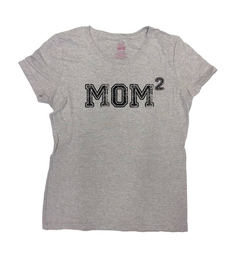Mutter Von 2 Shirt Zwei Muttertag Geschenk Der Zwillinge Kindern Mama Töchtern - Sa142 von CherryTees