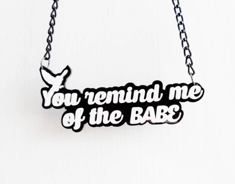 Labyrinth Sie Erinnert Mich An Die Babe-Kette Labyrinth Sie Erinnert Mich An Die Babe-Kette von CherrylocoJewellery