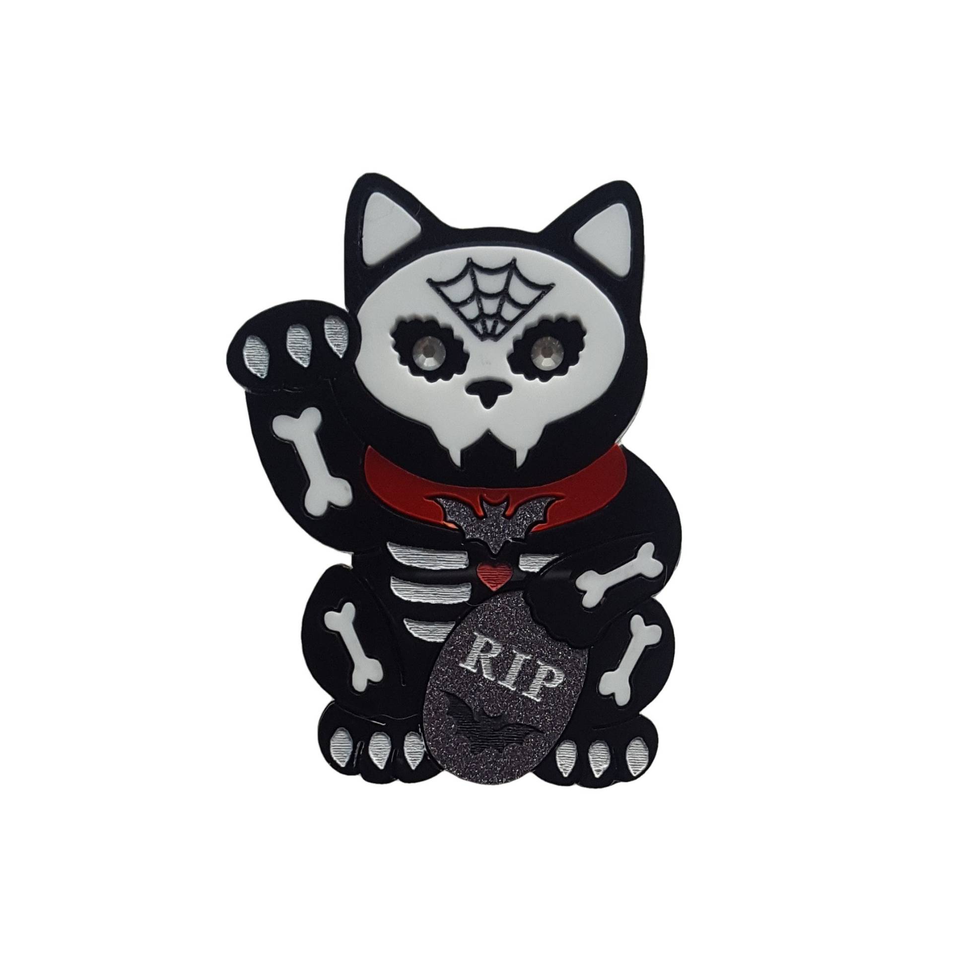 Maneki Sterblichkeit Brosche von CherrylocoJewellery