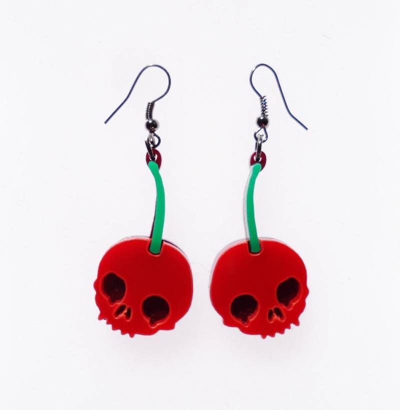 Totenkopf Kirsche Ohrringe Totenkopf Kirsche Ohrringe von CherrylocoJewellery