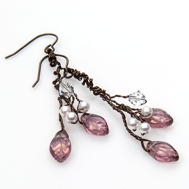 Lila Ohrringe, Blatt Jugendstil Schmuck, Feen Zweig Ohrringe von CherylParrottJewelry