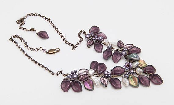 Lila Statement Halskette, Burgund Hochzeitsschmuck Für Bräute, Blatt Halskette Frauen, Hochzeit Elfen Feen Schmuck von CherylParrottJewelry