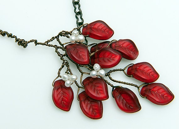 Zweig Halskette Für Frauen, Perlen Blatt Halskette, Elfen Natur Schmuck, Muttertagsgeschenk Von Schwiegertochter von CherylParrottJewelry