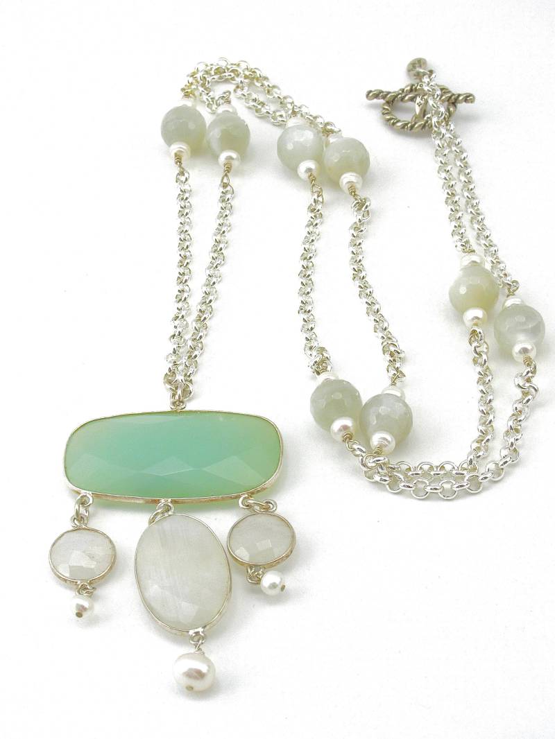 Chalcedon Mondstein Anhänger Sterling Silber Boho Schmuck Chalcedon Mondstein Anhänger Sterling Silber Boho Schmuck von CherylPetersonDesign