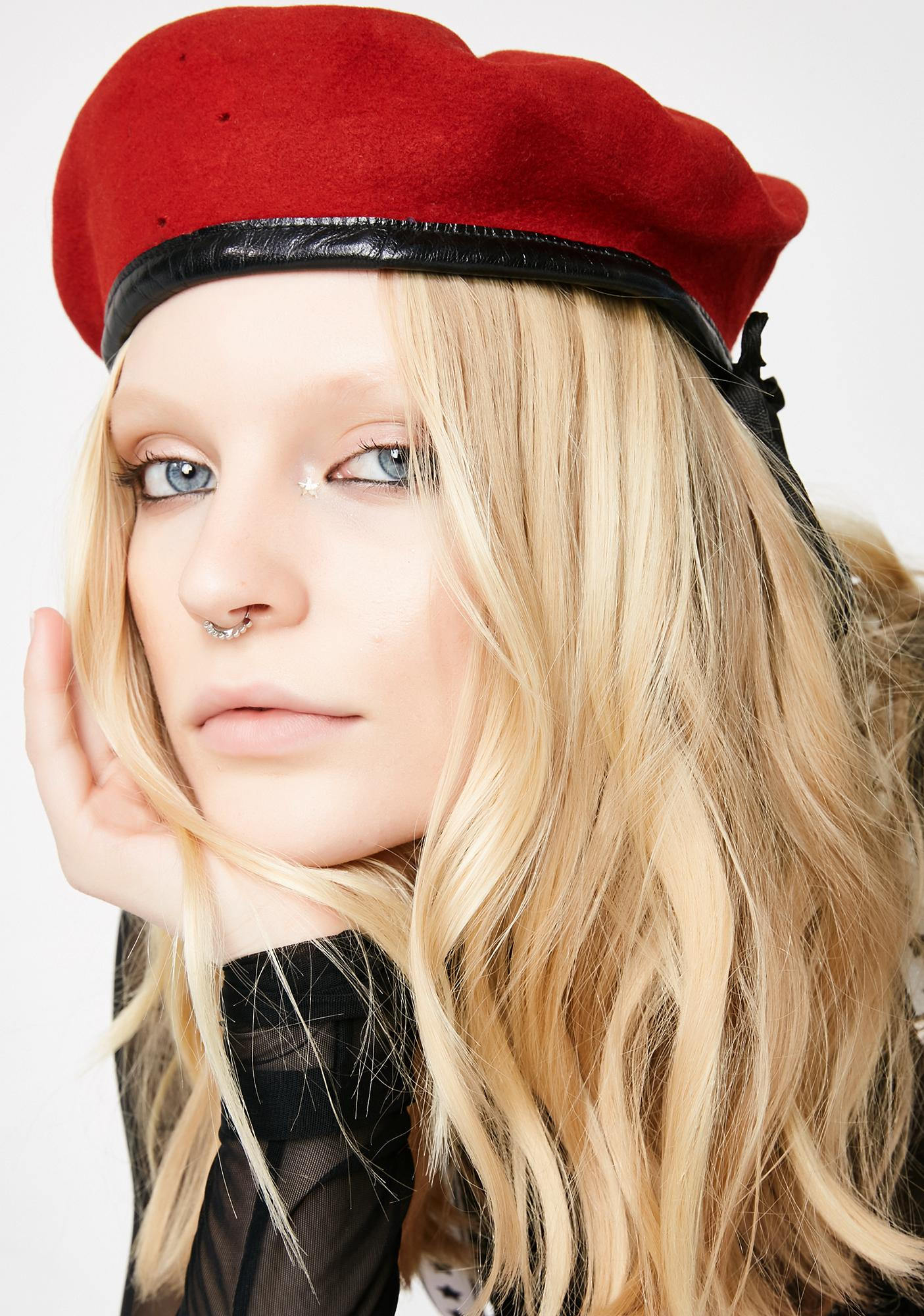 Rote Baskenmütze Der Bundeswehr in Rot Vintage von ChevaldeGuerre