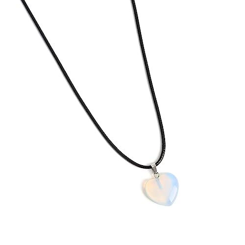 Chevnzev Neuartige Natursteingrüne Leuchtanhänger Temperament Loves Heart Stone Kristall Halskette Geschenk Trend Schmuck Leuchtkette Für Männer von Chevnzev