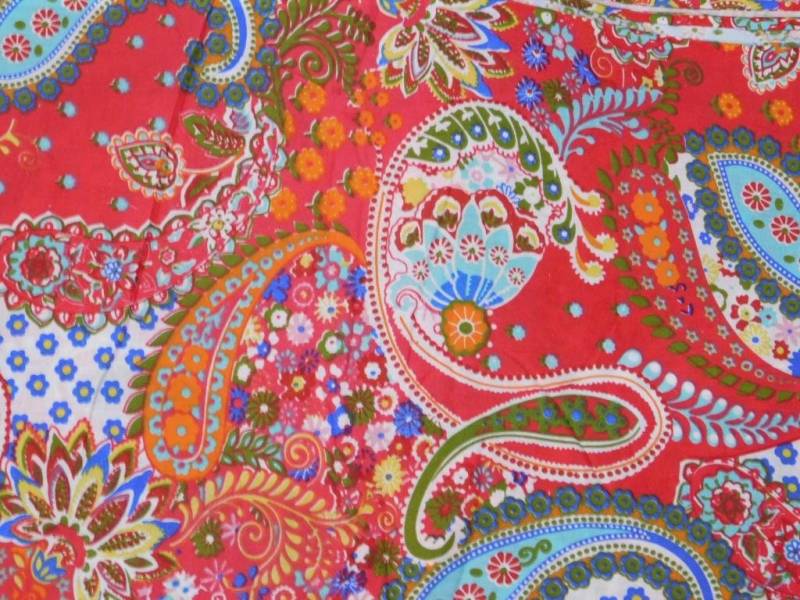 Roter Paisley Baumwollstoff Sanganeri Hand Block Print, Quilting Meterware, Unikat Roter Paisley Baumwollstoff Sanganeri Hand Block Print, Quilting Meterware, Unikat von Chhipaarts
