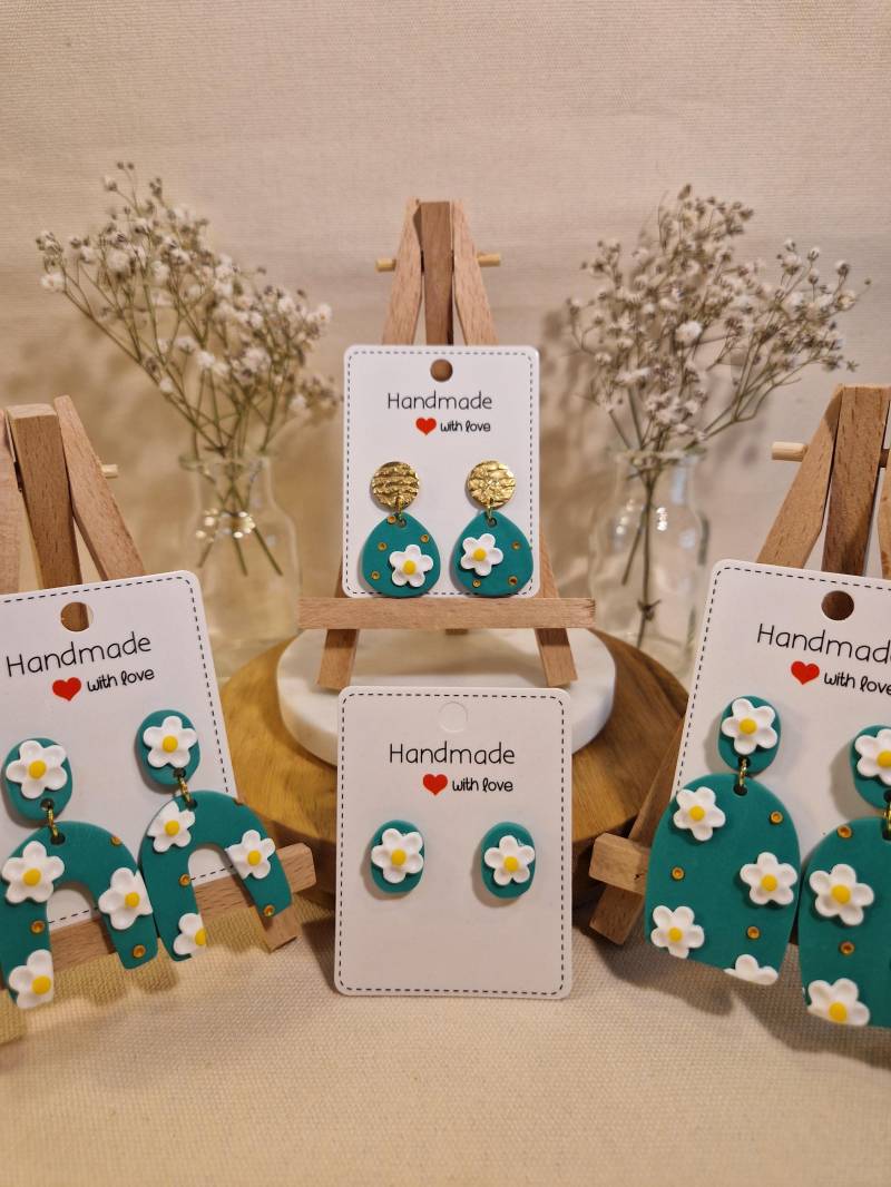 Wunderschöne Gänseblümchen Ohrringe Aus Polymer Clay von ChiMibyStephanie