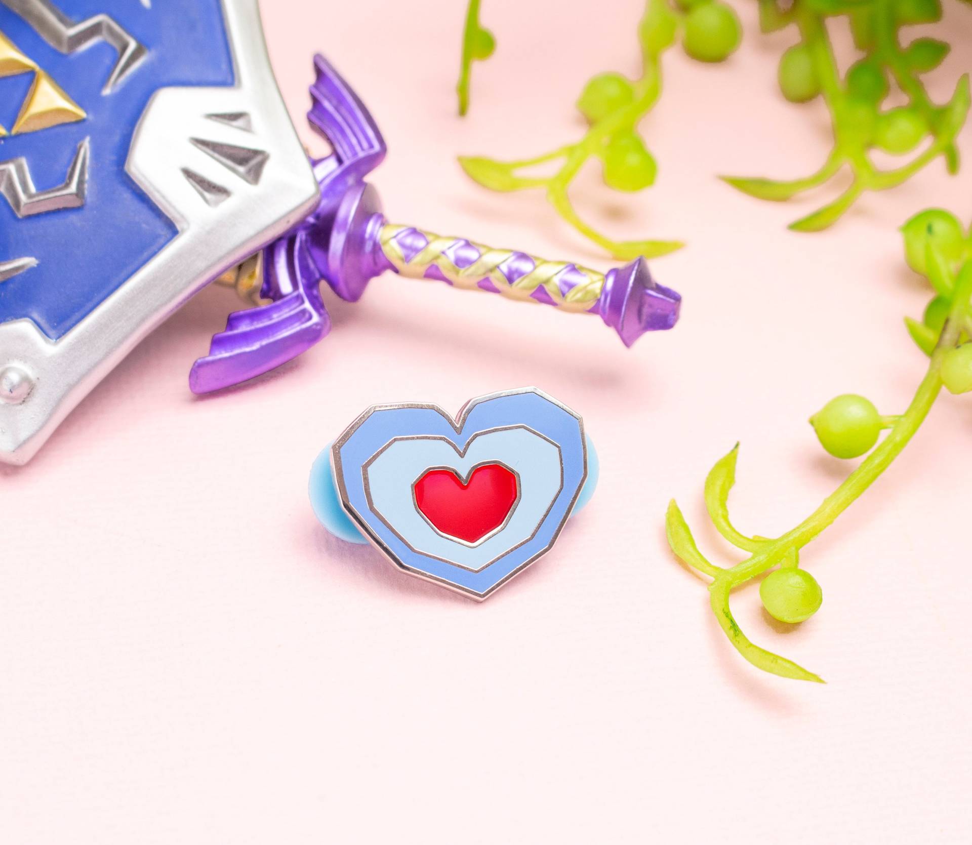 Herzstück, Hard Enamel Pin Herzstück, Hard Enamel Pin von ChibiPins
