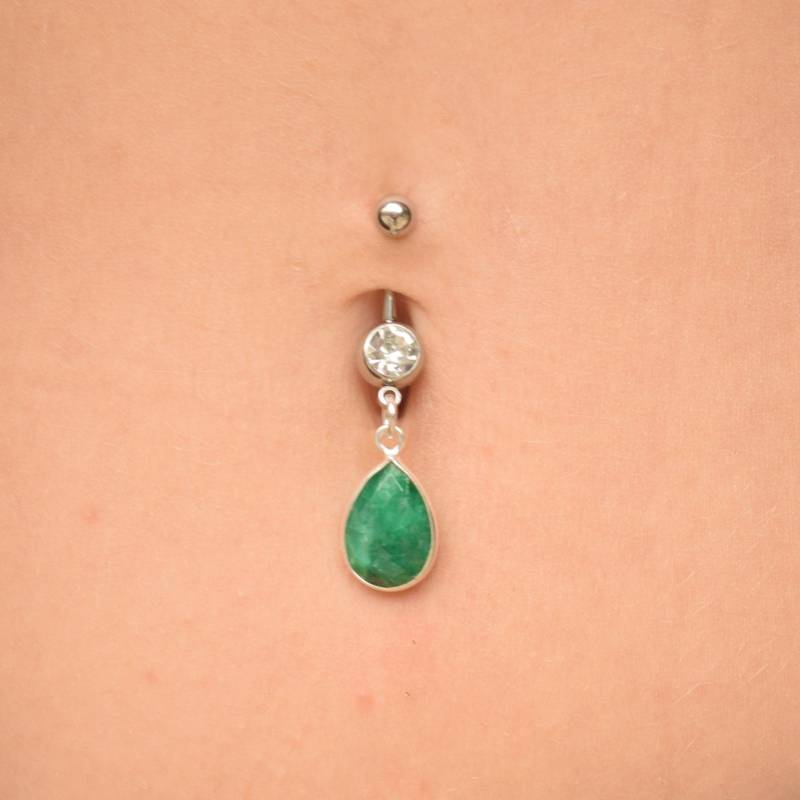 Bauchnabel Piercing Smaragd Stein , Bauchnabel Ringe Baumeln Lassen, Schmuck, Bauchnabelpiercing, Nabelschmuck von ChicEarrings