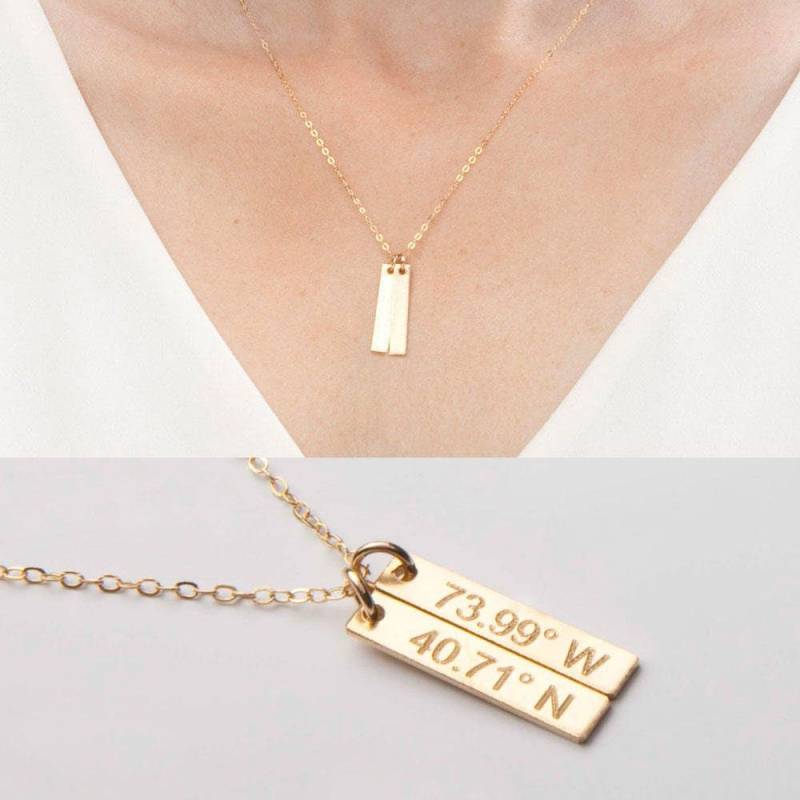 Benutzerdefinierte Rechteck Bar Halskette-Koordinaten-Initialen Daten-Kinder Namen-Mutter Schmuck-Gold Filled, Rose, Sterling Silber-C.g.278N_4x19 von ChicInGold