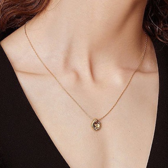 Minimale Flüssige Metall Gold Zierliche Anhänger Halskette/Sommer Schmuck Minimale Flüssige Metall Gold Zierliche Anhänger Halskette/Sommer Schmuck von ChicManic