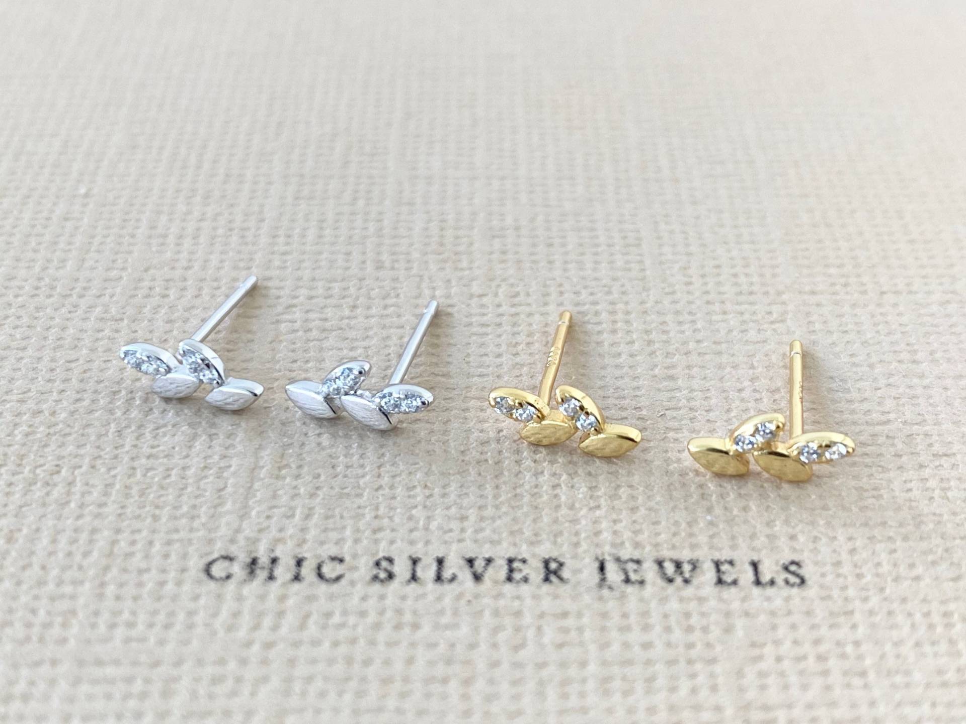 Cz Blatt Ohrringe, Silber Ohrstecker Minimalist Geschenke Für Sie, Kinder Kind Chic Style, Streetwear von ChicSilverJewels