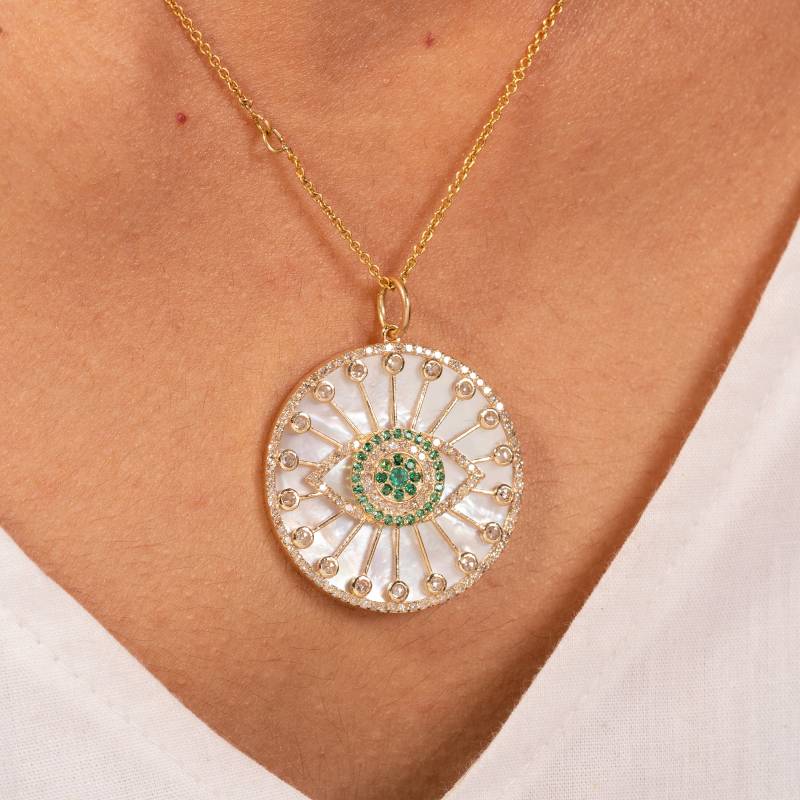 Natürlicher Evil Eye Anhänger, Perlmutt Diamant Akzente, Grüner Smaragd Handgemachter Multi-stein Geschenk von ChicVidaFineJewelry
