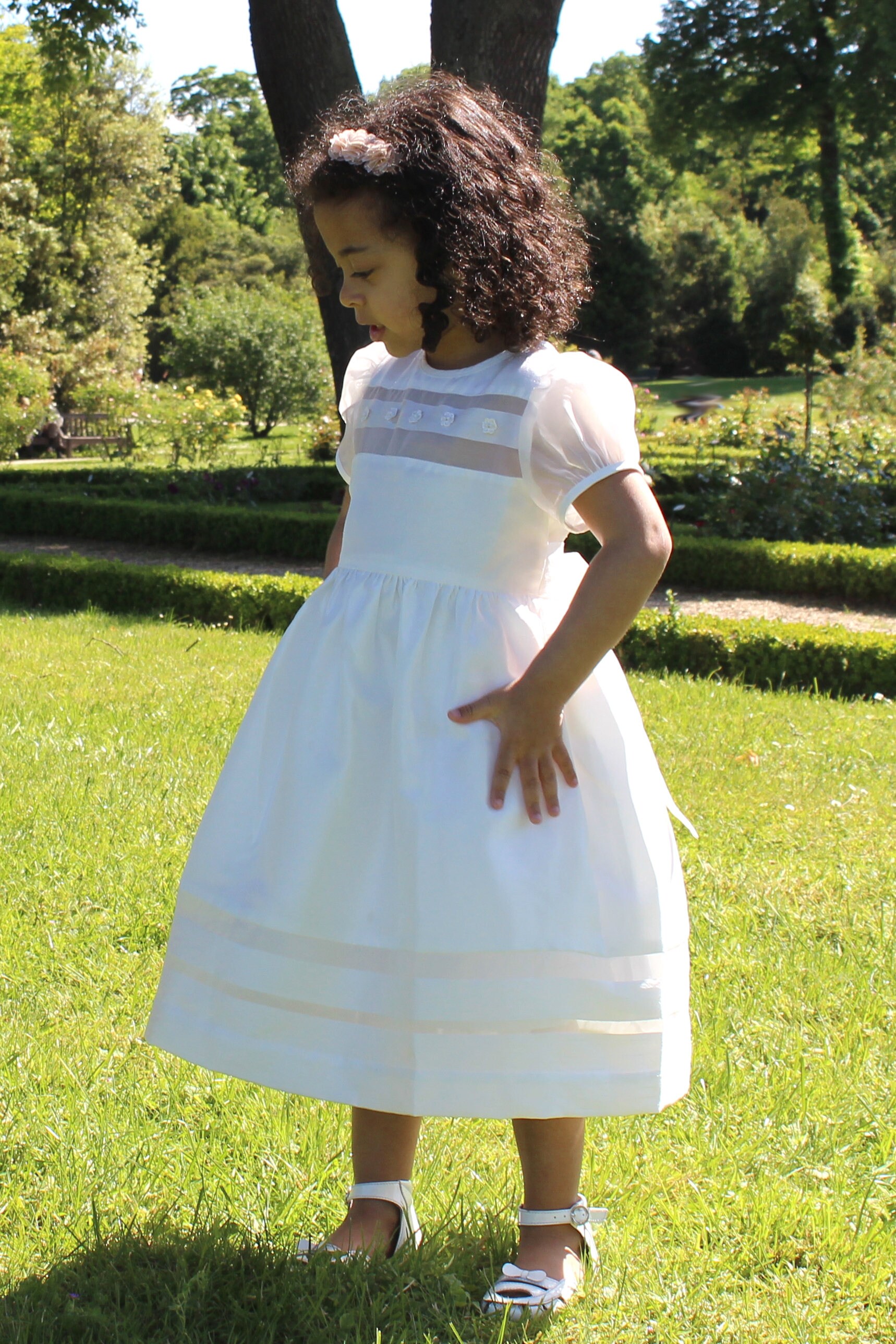 Aline Weißes Taufkleid Aline Weißes Taufkleid von Chicetchou