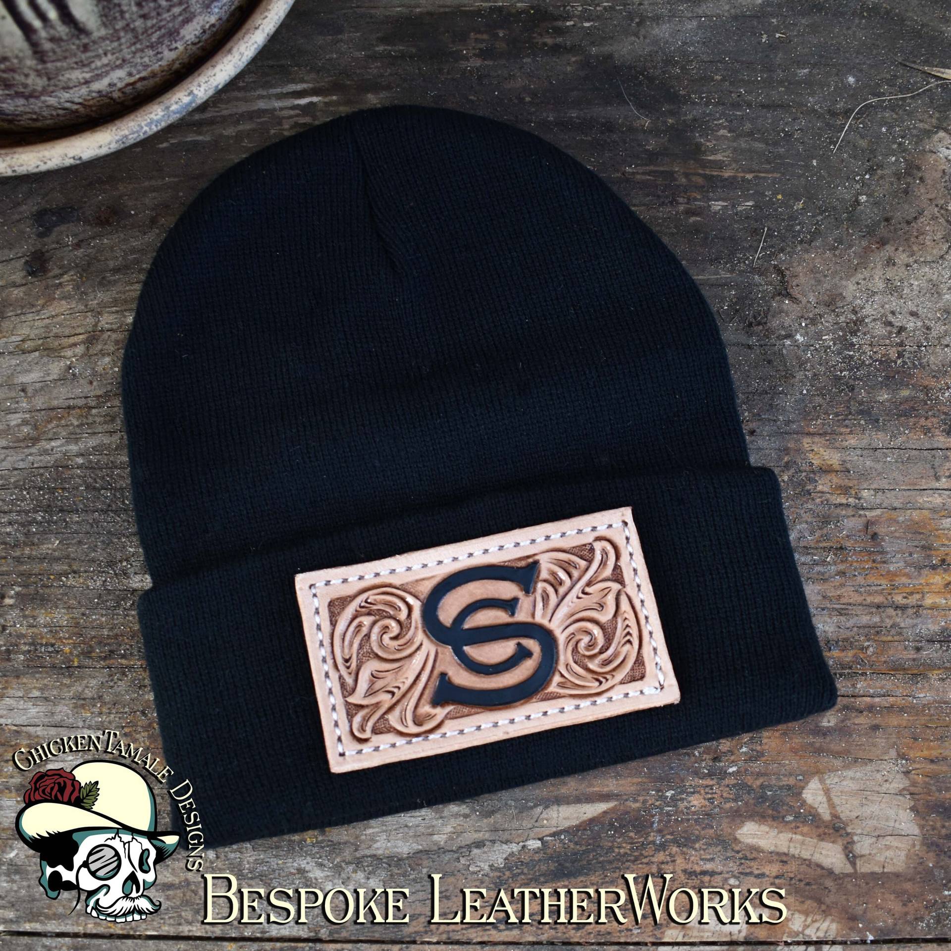 Beanie Mit Punziertem Patch Für Herren Beanie Mit Punziertem Patch Für Herren von ChickenTamale