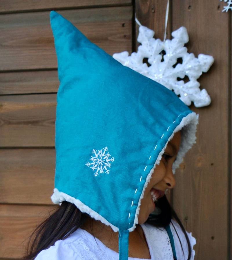 Pixie Hut, Snowflake Gestickte von ChickiedeeKids