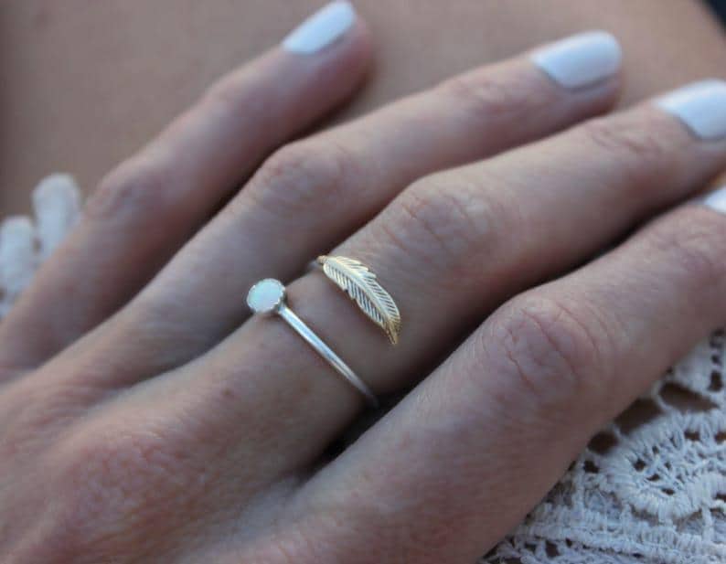 Feder Ring, Boho Schmuck, Edelstein Türkis Mondstein Opal Sterling Silber Stapelring von ChildrenofFlowers