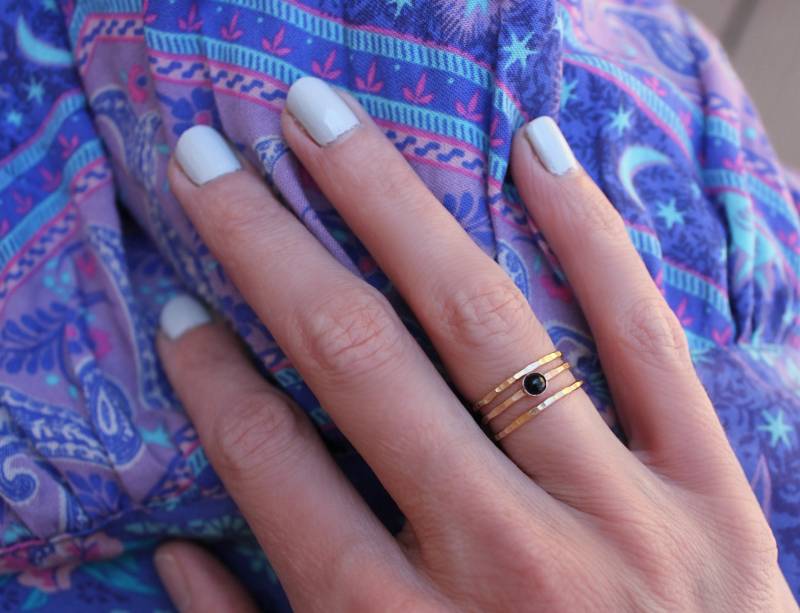 Gold Onyx Ring Set ∙ Stapelringe Von Drei Ringen Ringe Filled Geschenke Für Frauen Gold Onyx Ring Set ∙ Stapelringe Von Drei Ringen Ringe Filled Geschenke Für Frauen von ChildrenofFlowers